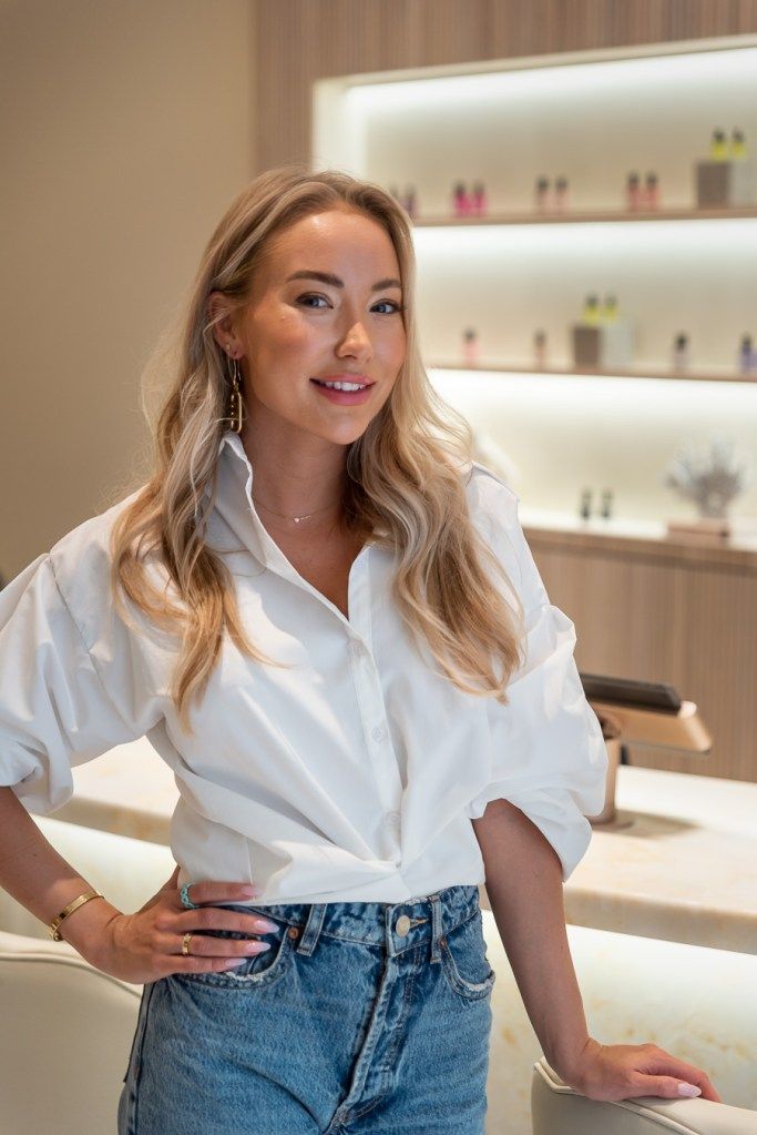 Portrait of Sarah Chen, FOUNDER & WELLNESS DIRECTOR